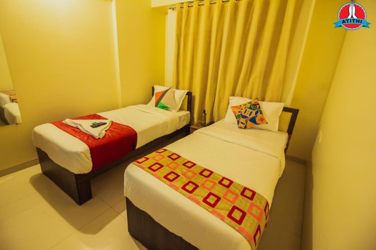 Atithi Service Apartment Pune Exteriör bild